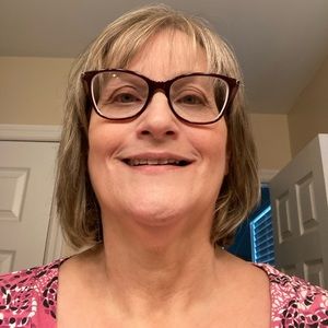 Meet your Posher, Vicki